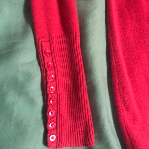 Hot pink sweater - Picture 2 of 3